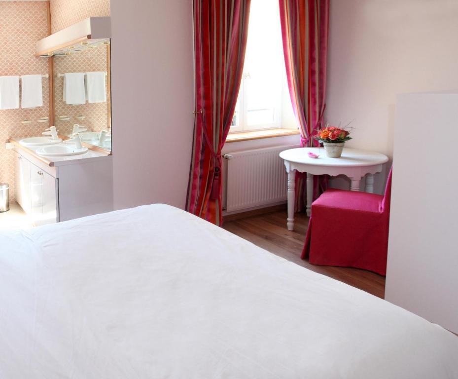Bed and Breakfast Saint Graal à Chamant Chambre photo